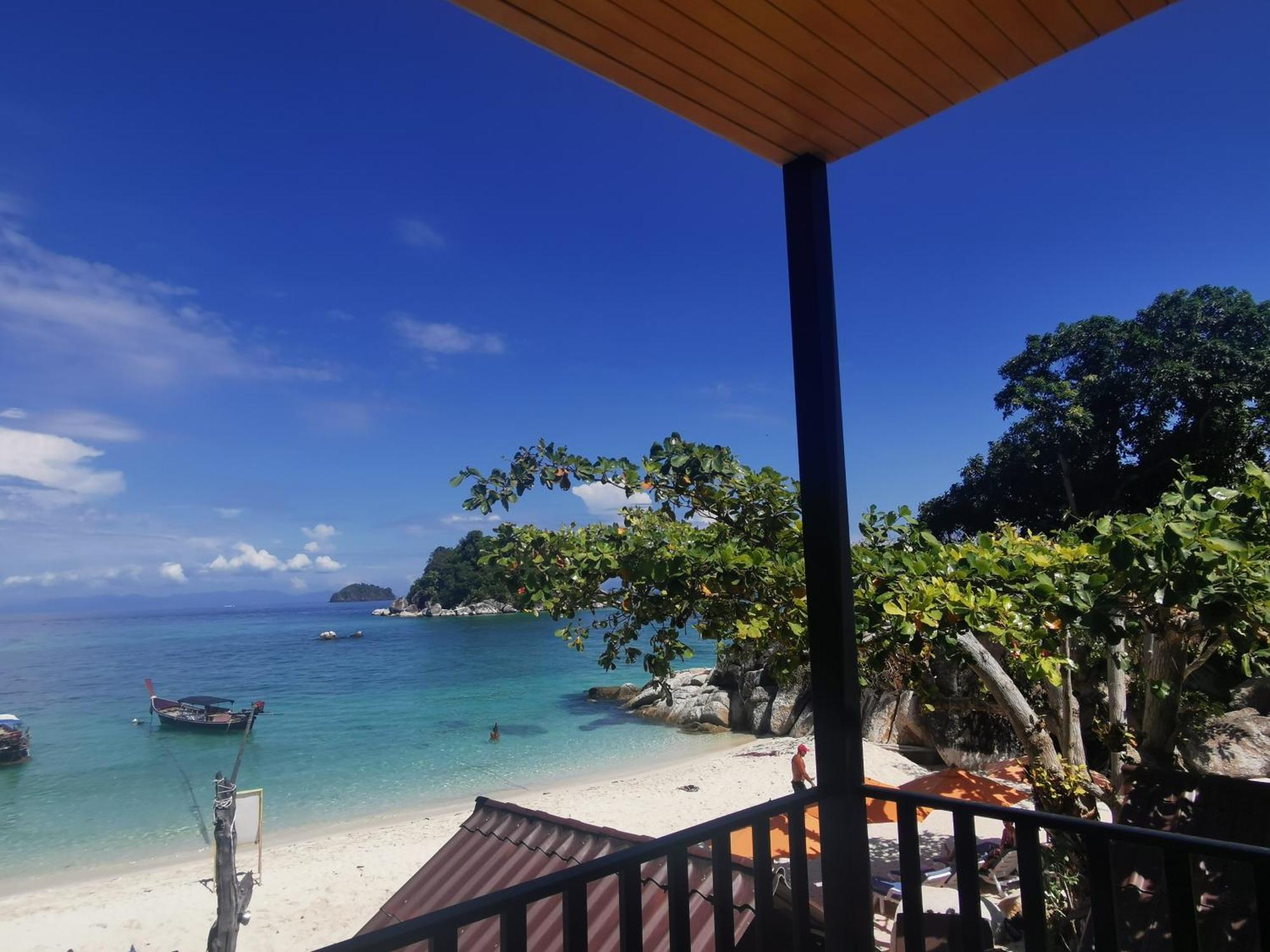 Lipe Sunrise Beach House المظهر الخارجي الصورة