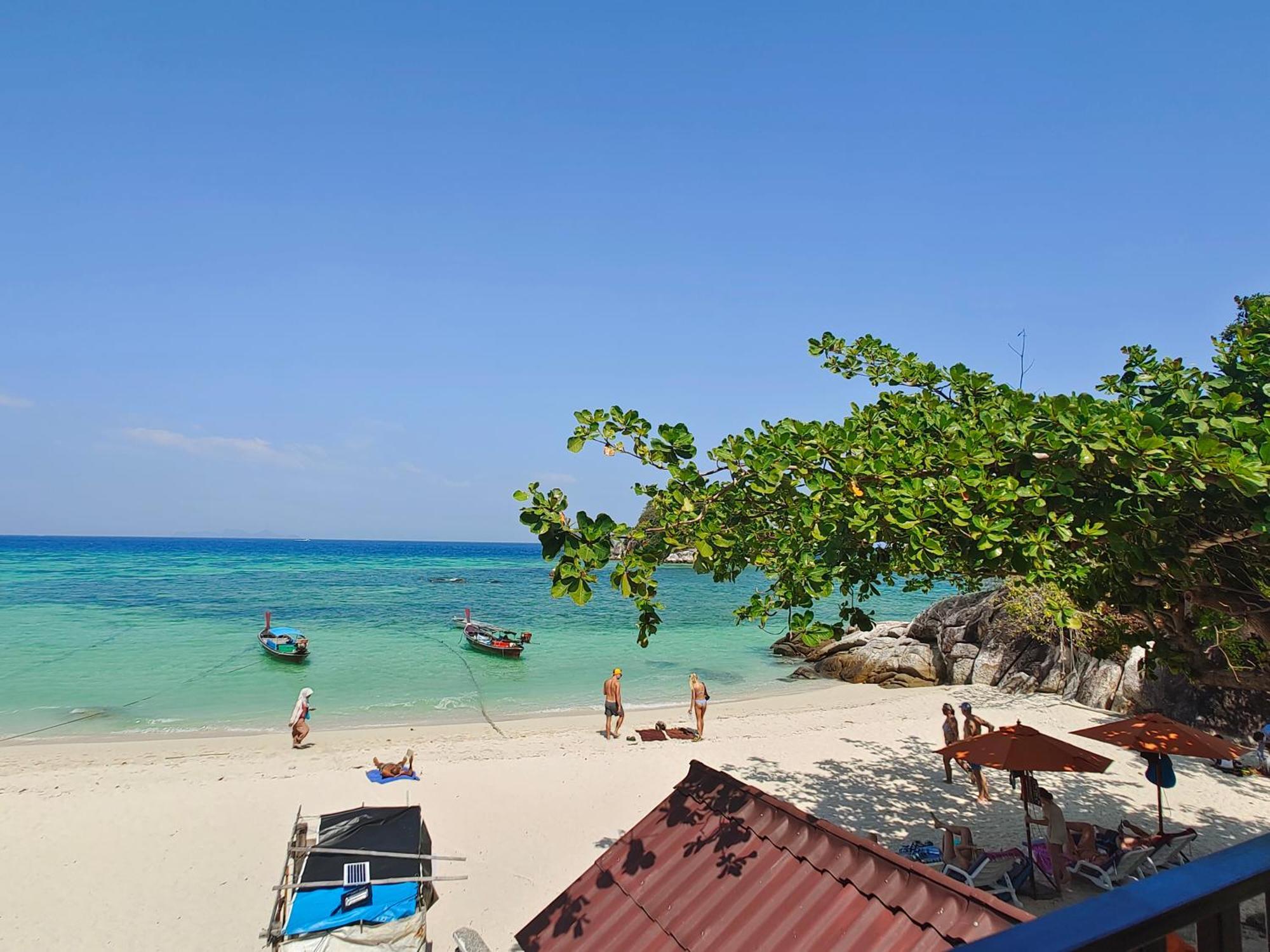 Lipe Sunrise Beach House المظهر الخارجي الصورة